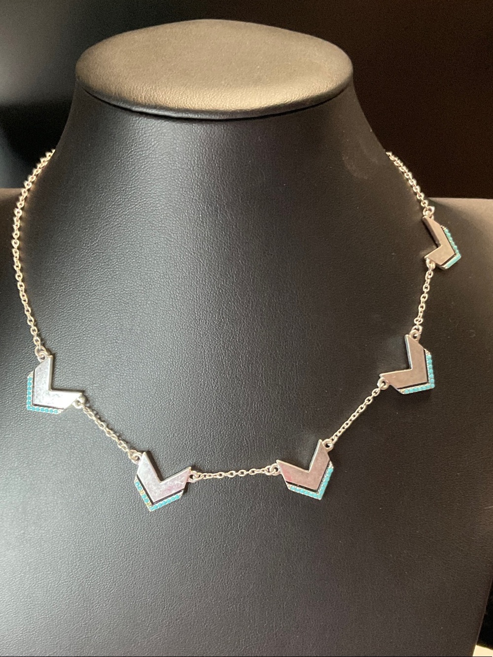 Chevron Accent Necklace in Turquoise and Silver - Women's Chain